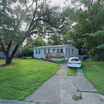 125 Allard Rd, Portsmouth, VA 23701