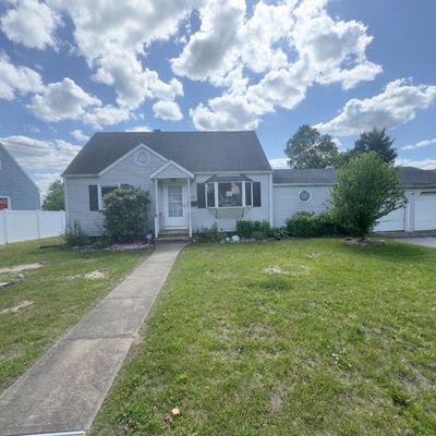 125 Coolidge Ave, Parlin, NJ 08859