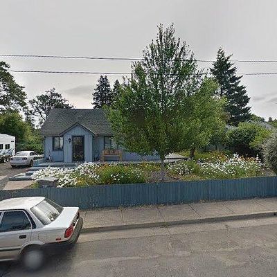1261 2 Nd Ave, Sweet Home, OR 97386