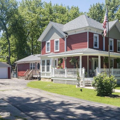 127 Pleasant St, Sharon, WI 53585