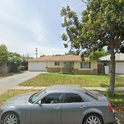1531 W Robinson Ave, Fresno, CA 93705