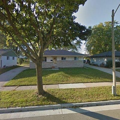 1541 W Wanda Ave, Milwaukee, WI 53221