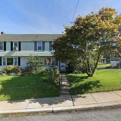 1542 Meade St, Reading, PA 19607