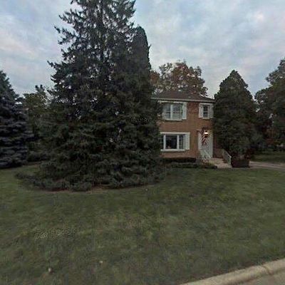 1550 Evergreen Ln, Lake Geneva, WI 53147