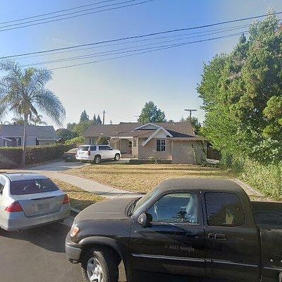 15642 Labrador St, North Hills, CA 91343