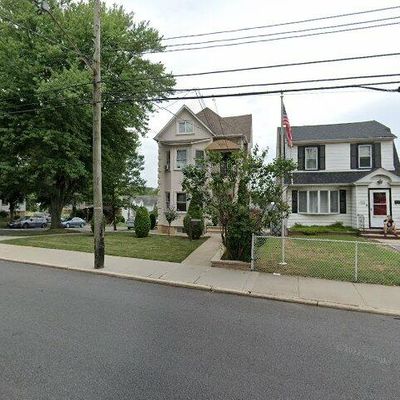 158 Manor Rd, Staten Island, NY 10310