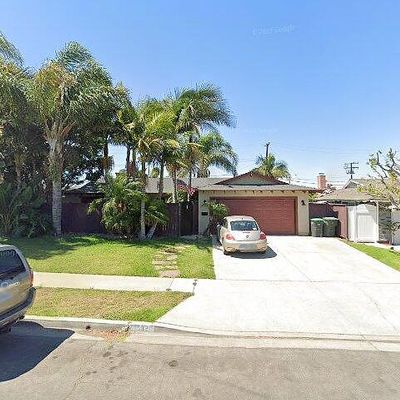 1582 Ponderosa St, Costa Mesa, CA 92626