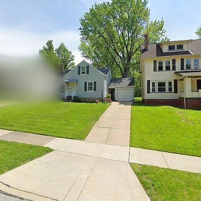 1585 Sheffield Rd, Cleveland, OH 44121