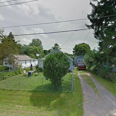 1597 Franklin St, Burt, NY 14028