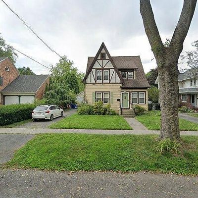 16 Neptune Ave, West Springfield, MA 01089