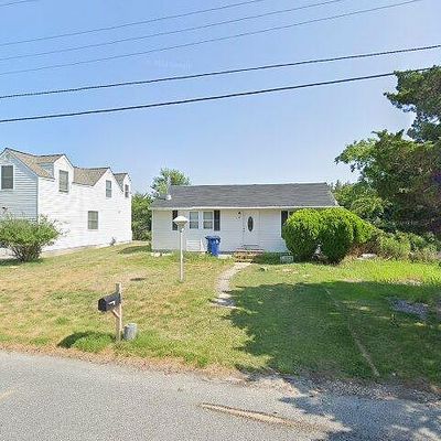 16 Surfside Blvd, Little Egg Harbor Twp, NJ 08087