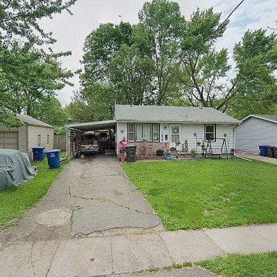 1608 E 21 St St, Des Moines, IA 50317