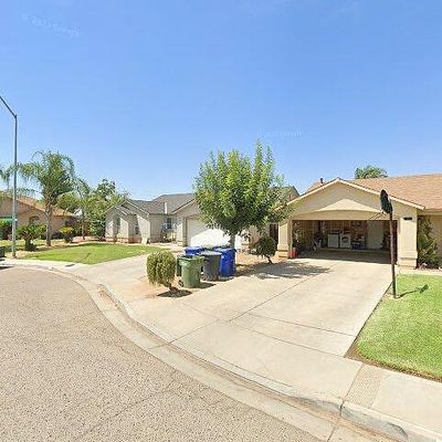 163 Exie Ln, Dinuba, CA 93618