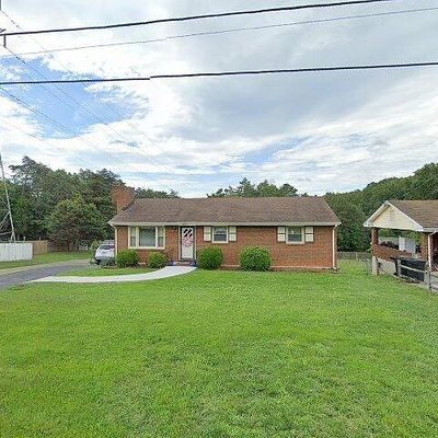 1637 Eanes Rd, Roanoke, VA 24014