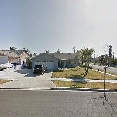 16415 Montgomery Ave, Fontana, CA 92336