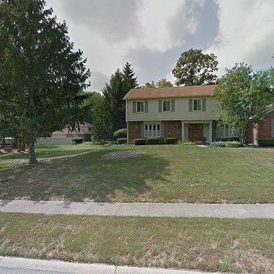 166 Red Oak Ln, Carmel, IN 46033