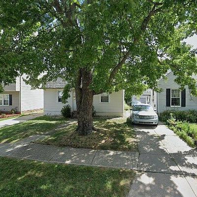 1685 Mapledale Rd, Wickliffe, OH 44092