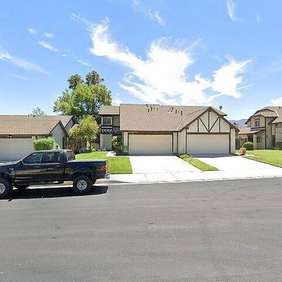 16938 Shinedale Dr, Canyon Country, CA 91387