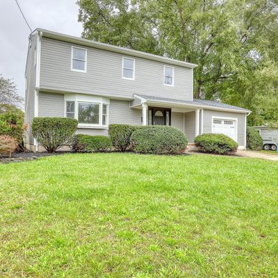 17 Misty Pine Ln, Trenton, NJ 08690