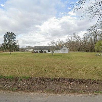 1705 Beau Bassin Rd, Carencro, LA 70520