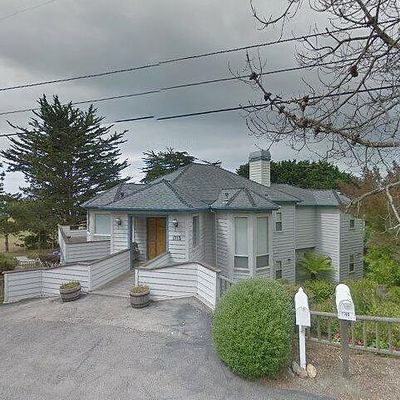 1715 Ogden Dr, Cambria, CA 93428