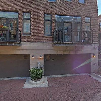 1715 W Surf St #21, Chicago, IL 60657