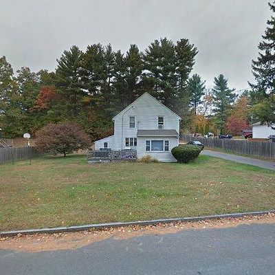 15 Fox Woods Dr, Springfield, MA 01129