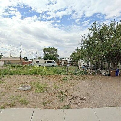 1502 Arizona, Las Cruces, NM 88001