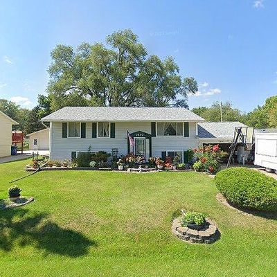 1510 14 Th St, Silvis, IL 61282