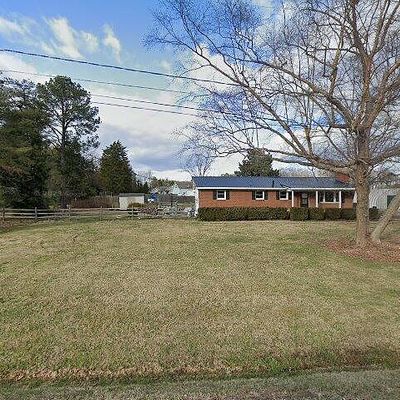 1515 Greenview Dr, Kernersville, NC 27284