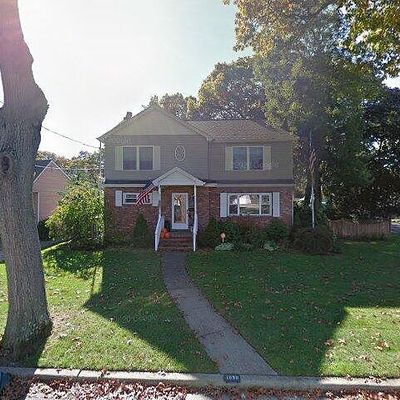 1890 Carroll Ave, Merrick, NY 11566