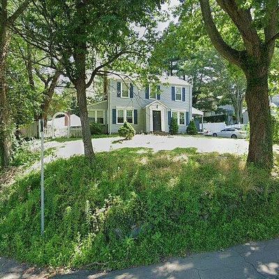 19 Brook St, Hamden, CT 06514