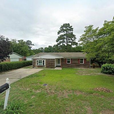 1921 Alder Rd, Fayetteville, NC 28304