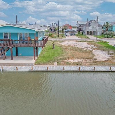 194 Sailfish Dr, Rockport, TX 78382