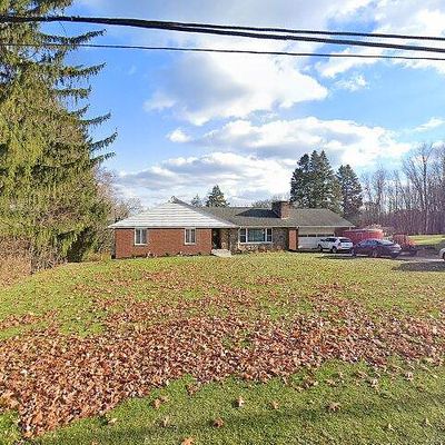 197 Oakville Rd, Beaver Falls, PA 15010