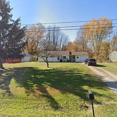 1994 Pinewood Dr, Brunswick, OH 44212