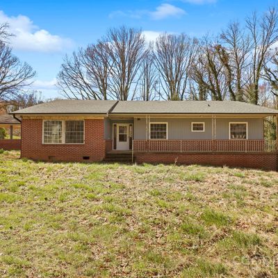 201 Ervin Rd, Morganton, NC 28655