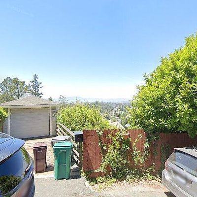 201 Taurus Ave, Oakland, CA 94611