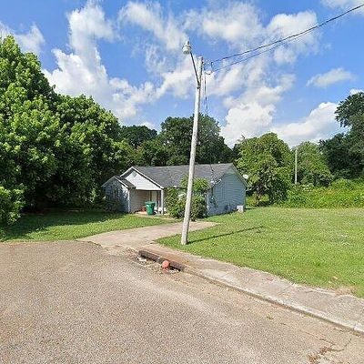 202 Craig St, Jackson, TN 38301