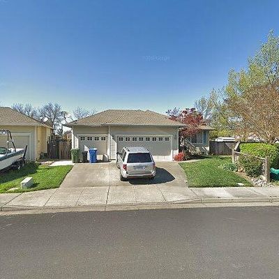 202 Fulton Pl, Windsor, CA 95492