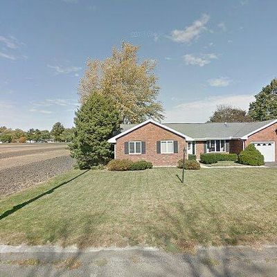 204 W Saint Joseph, Thomasboro, IL 61878