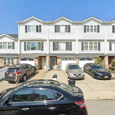 205 Carlyle Grn, Staten Island, NY 10312