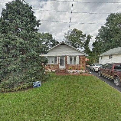 205 W Rodgers St, Ridley Park, PA 19078