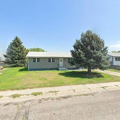 2050 20 Th St, Gering, NE 69341