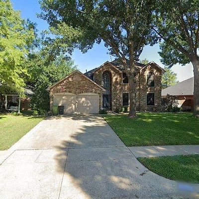 2053 Willowood Dr, Grapevine, TX 76051