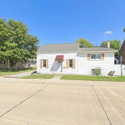 206 S Moore St, Waterloo, IL 62298