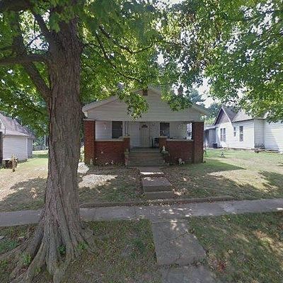208 E 8 Th St, Bicknell, IN 47512