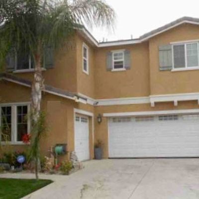 1724 Beacon Ct, San Jacinto, CA 92582