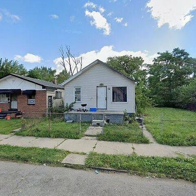 17310 Charest St, Detroit, MI 48212