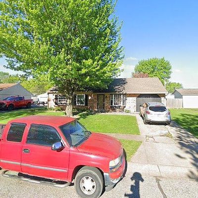 174 Old Trail Dr, Bargersville, IN 46106